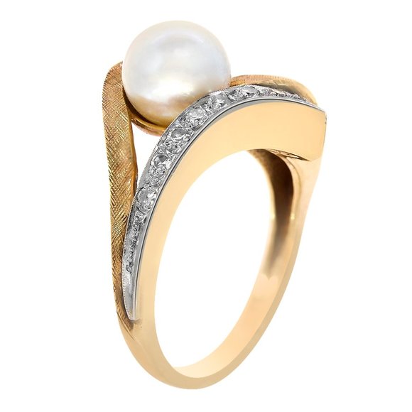 7.25mm Cultured Pearl and Diamond Vintage Ring 14K - Picture 2 of 3